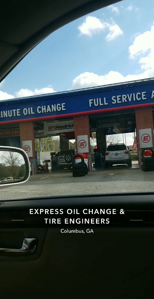Express Oil Change & Tire Engineers photo 3