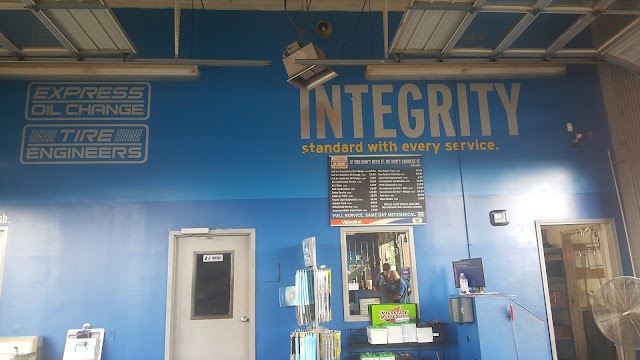 Express Oil Change & Tire Engineers photo 4