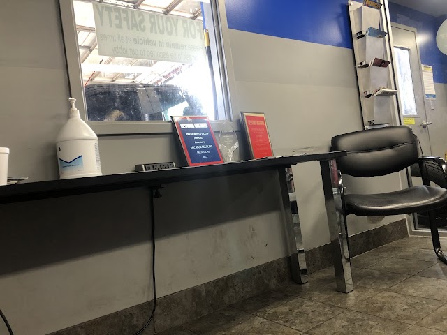 Express Oil Change & Tire Engineers photo 3