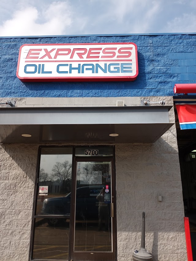 Express Oil Change & Tire Engineers photo 2