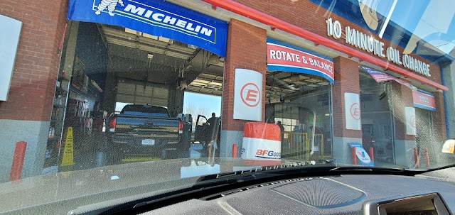 Express Oil Change & Tire Engineers photo 2