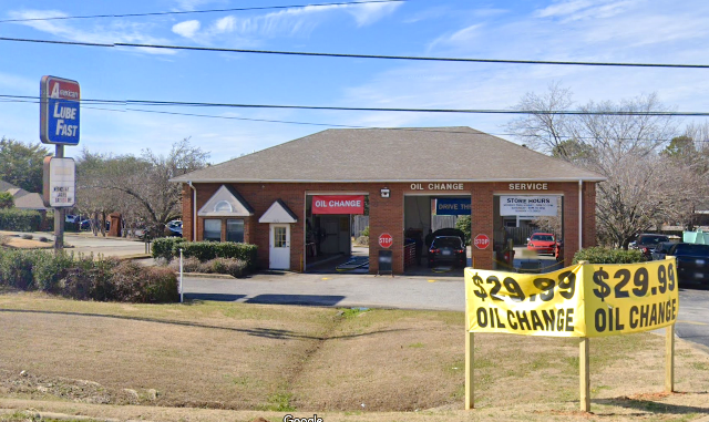 Express Oil Change & Tire Engineers photo 4