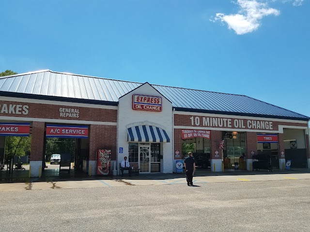 Express Oil Change & Tire Engineers photo 2