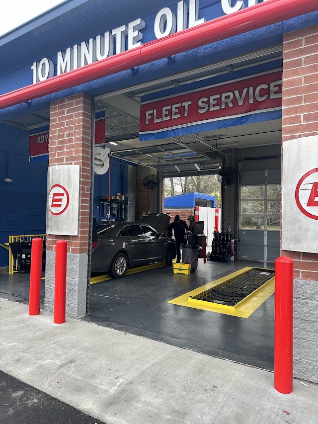 Express Oil Change & Tire Engineers photo 3