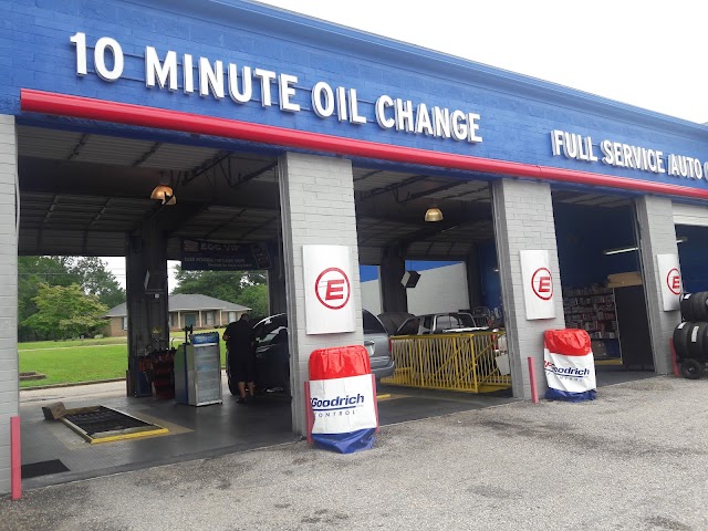 Express Oil Change & Tire Engineers photo 2