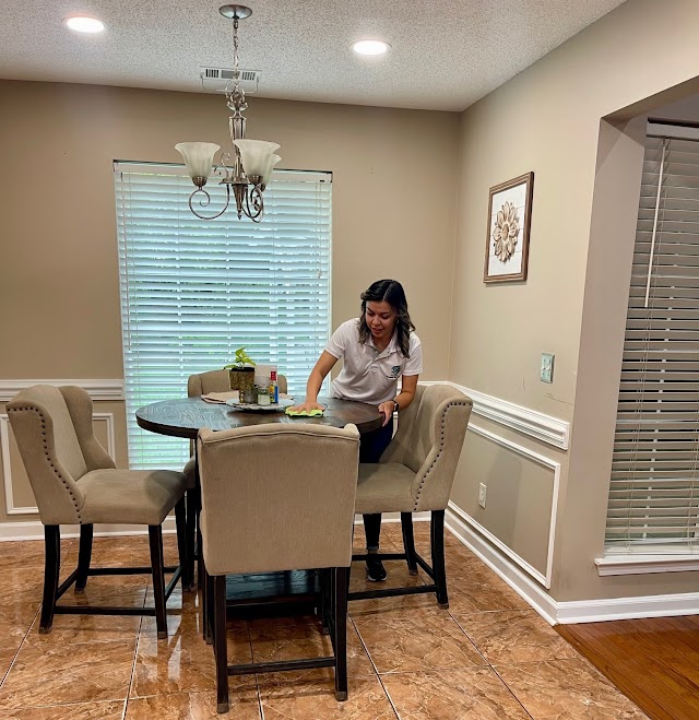 Favi's Cleaning Services