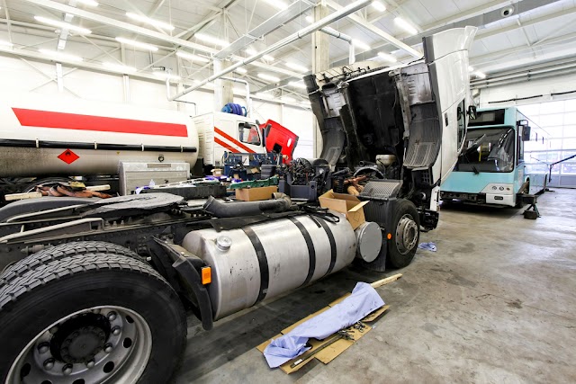 Flores Diesel Services photo 2