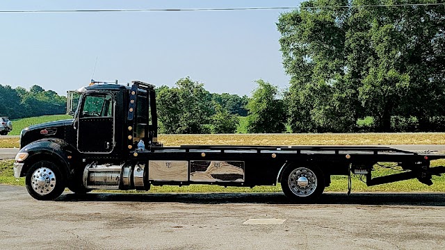 Frankie's Auto & Towing, LLC. photo 4