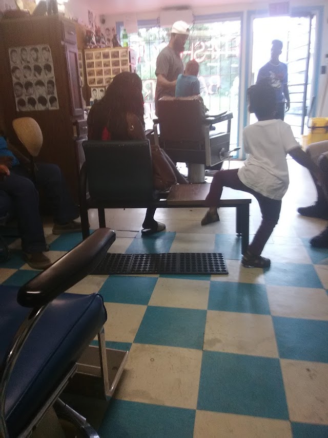 Fresh Cuts Barbershop photo 2