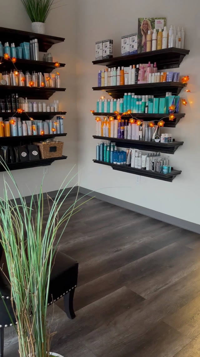 Fringe Salon photo 2
