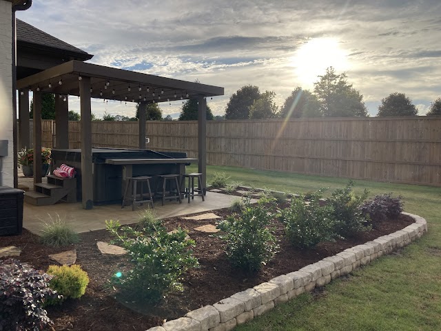 Globetti's Lawn Care photo 2