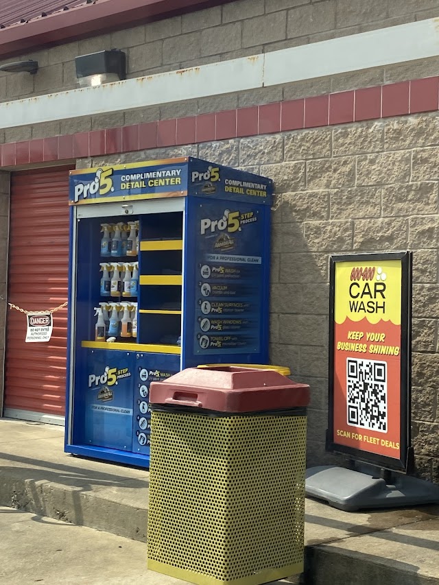 GooGoo Car Wash photo 3