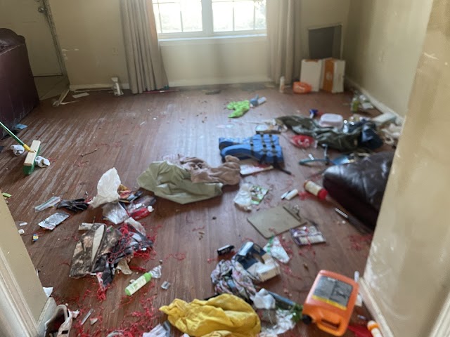 Grab Klutter Junk Removal photo 4