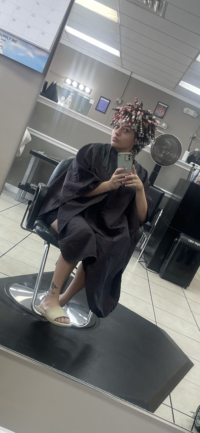 Hair Works photo 2