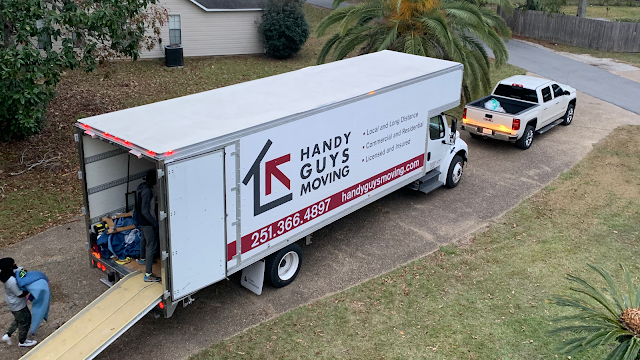 Handy Guys Moving photo 1
