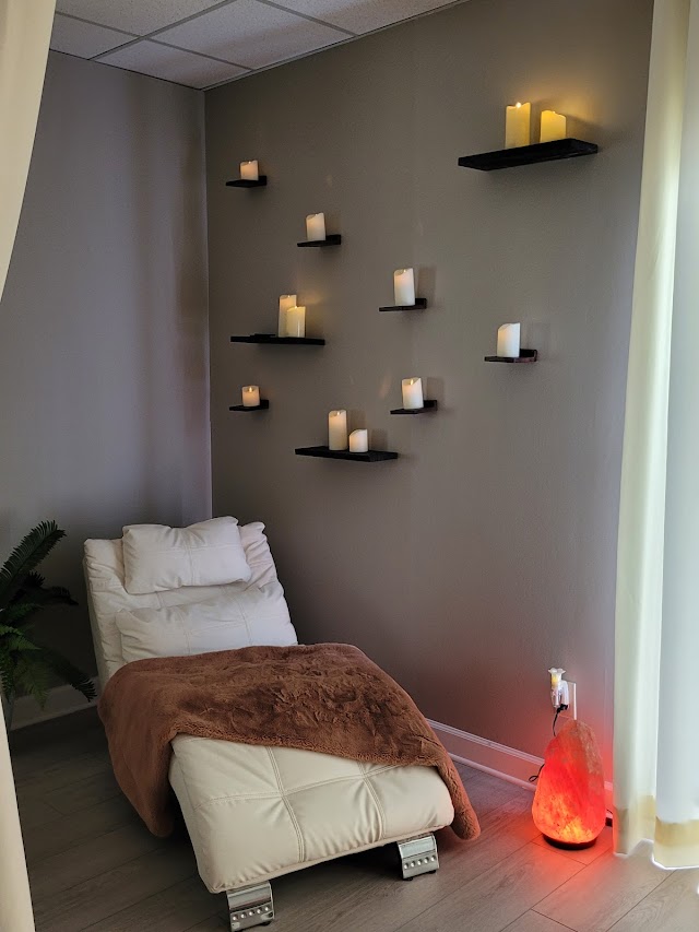 Heaven's Hideaway Wellness and Spa photo 2