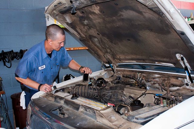 Henry's Auto Care photo 3