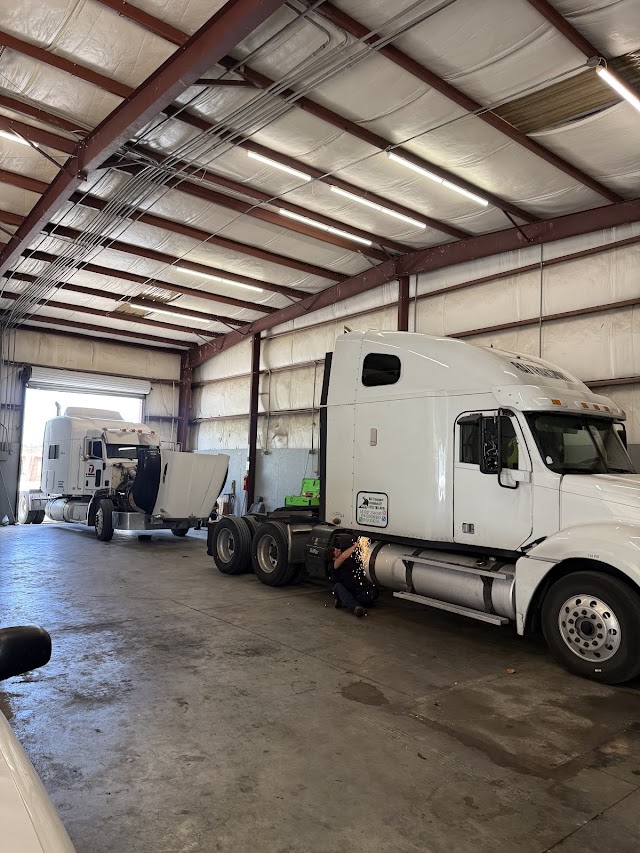 Henry’s Truck Repair photo 4