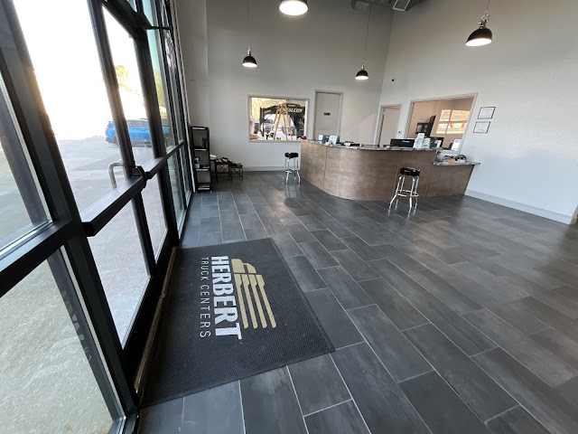 Herbert Truck Centers photo 4