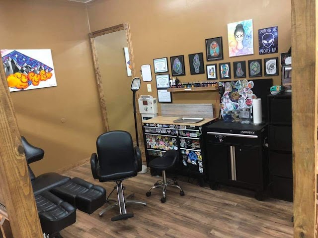 Hollywood's Tattoo - bemiss