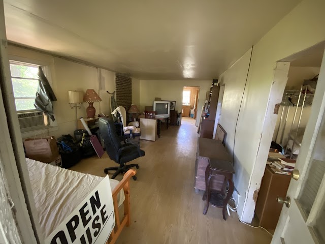Home Run Junk Removal photo 3
