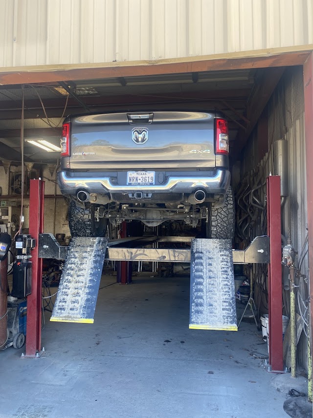 Huntsville Muffler Auto & Diesel Repair LLC photo 2