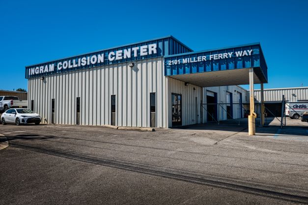 Ingram Collision Center photo 2