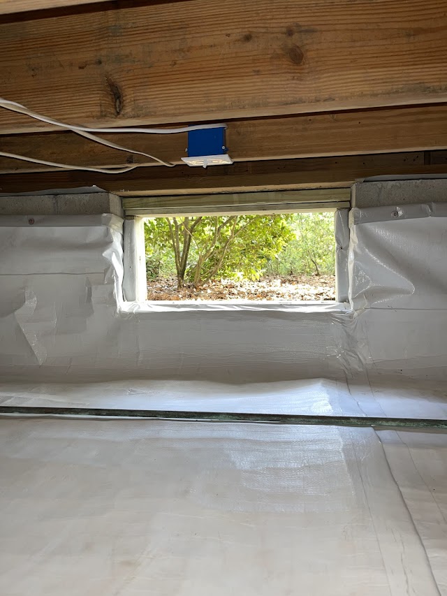 Islands Crawlspace, Hilton Head, SC Basement Repair / Encapsulation photo 2
