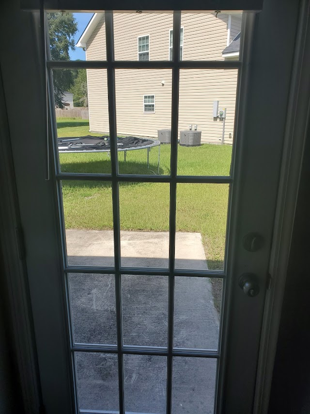 J & L Glass Inc photo 3