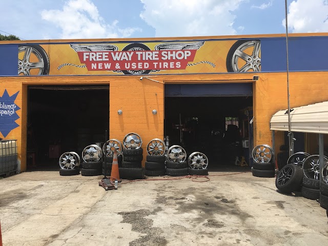 J's Tire And Auto photo 4