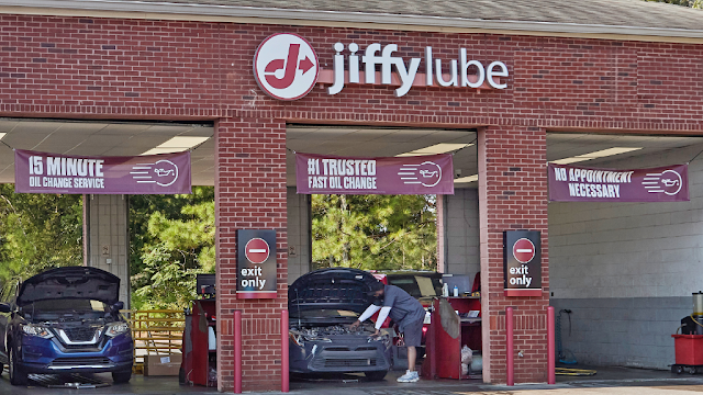 Jiffy Lube Oil Change photo 2
