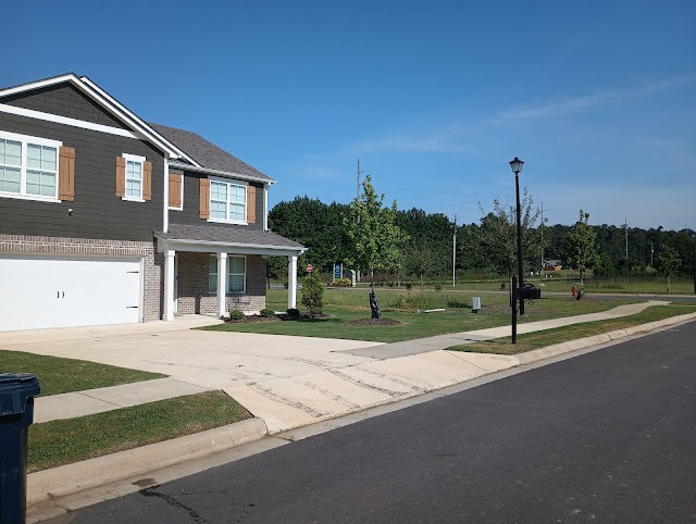 Jimmie's Lawn Care & Pressure Washing and winter clean up .pressure wash driveways and patios photo 2