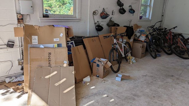 Junk South photo 4