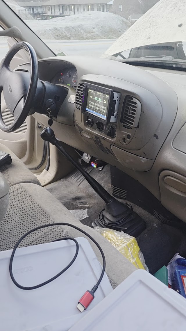 K & M Foreign & Domestic Auto Repair photo 3