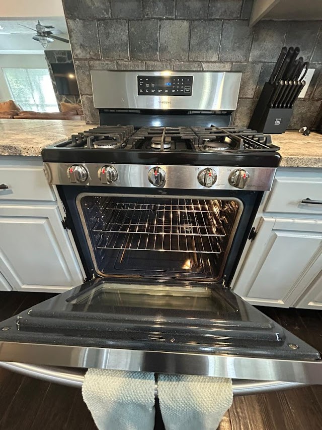 Karen's Cleaning Service photo 3