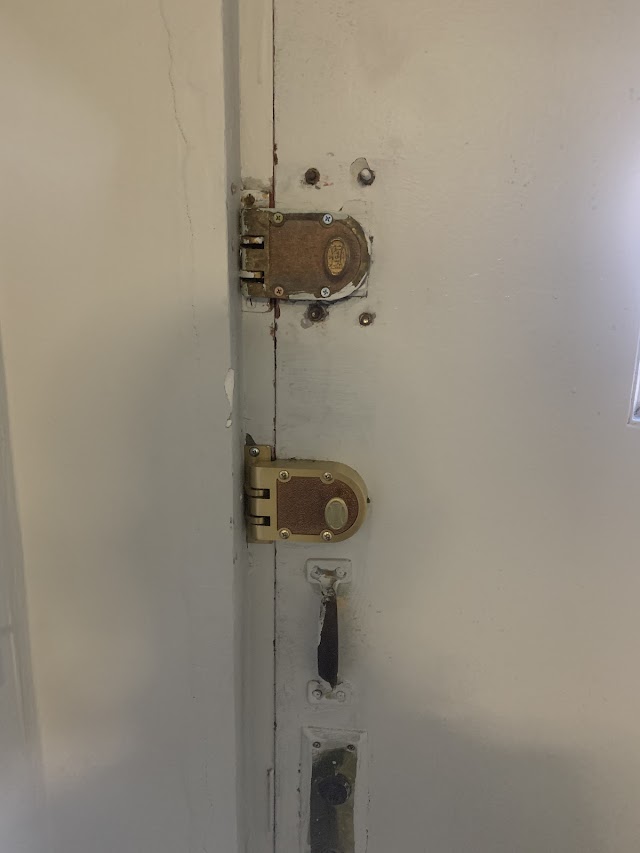 KeyMe Locksmiths photo 3