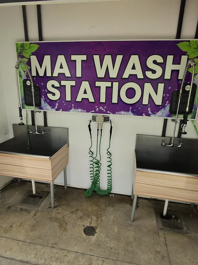 Kiwi Car Wash Gateway photo 2