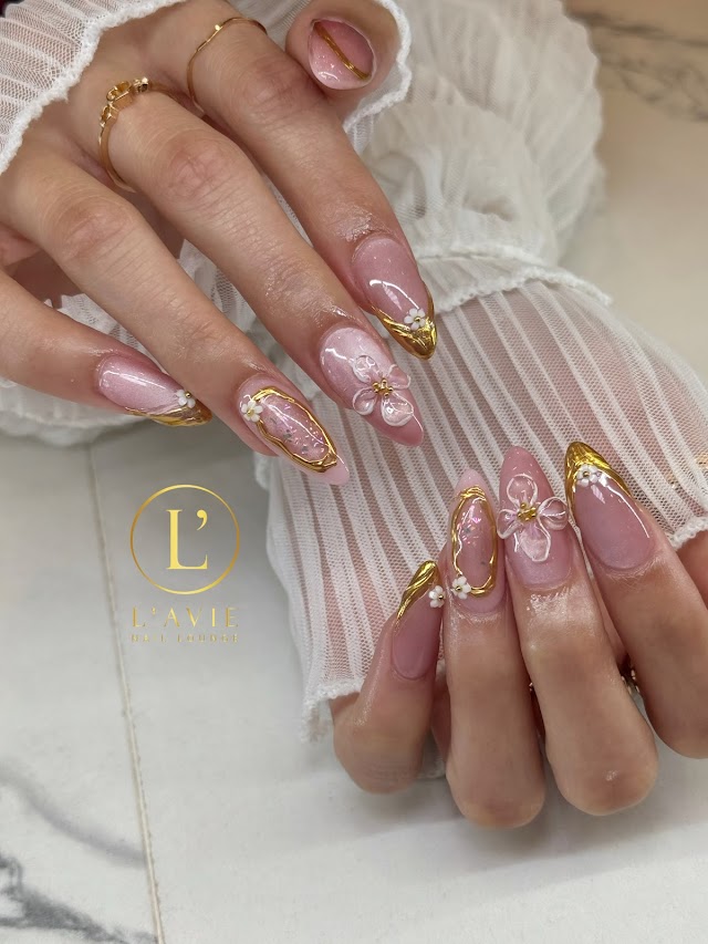 L’avie Nail Lounge