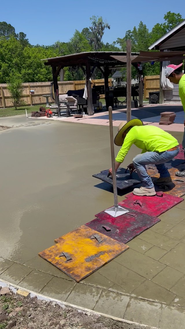 L&I Stamped Concrete photo 3