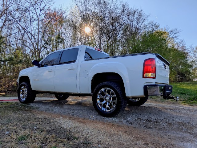 L&L Automotive Repair and Sales photo 3