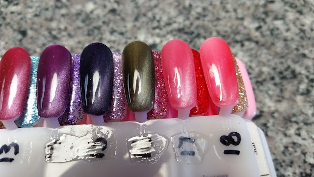 L T Nails