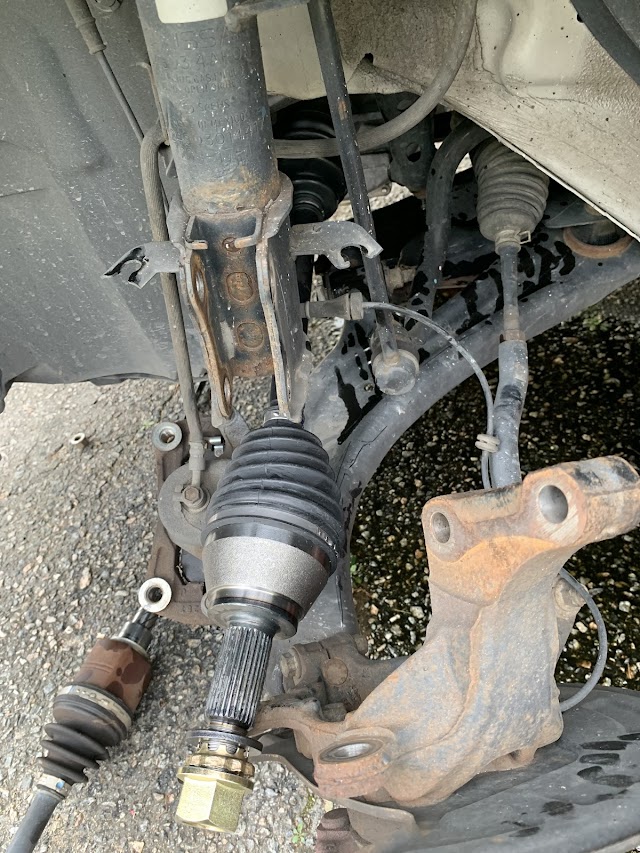 Lam Auto Repair LLC photo 3