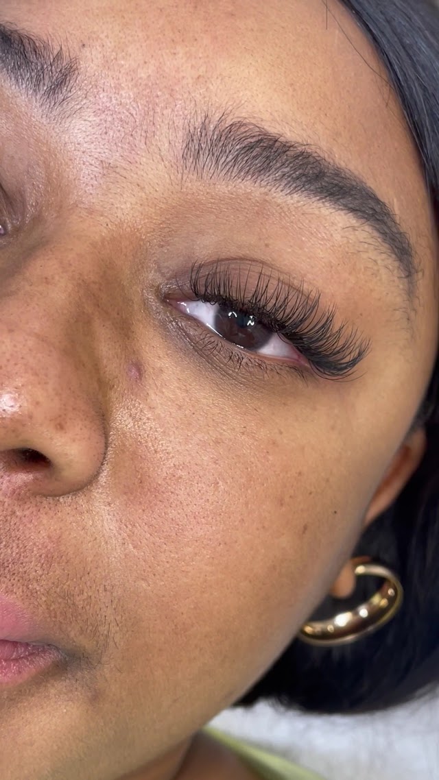 Lash Belle Eyelash Extensions and Microblading photo 3