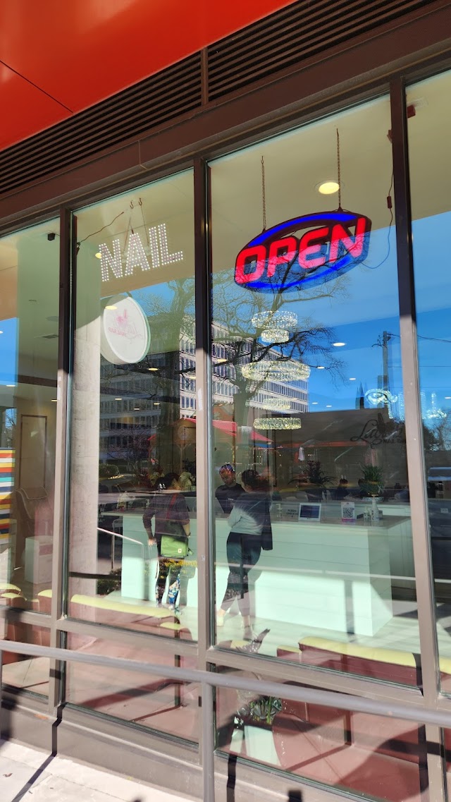 Lavish Nail Bar Buckhead photo 2