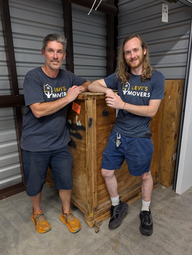 Levi's Movers photo 2