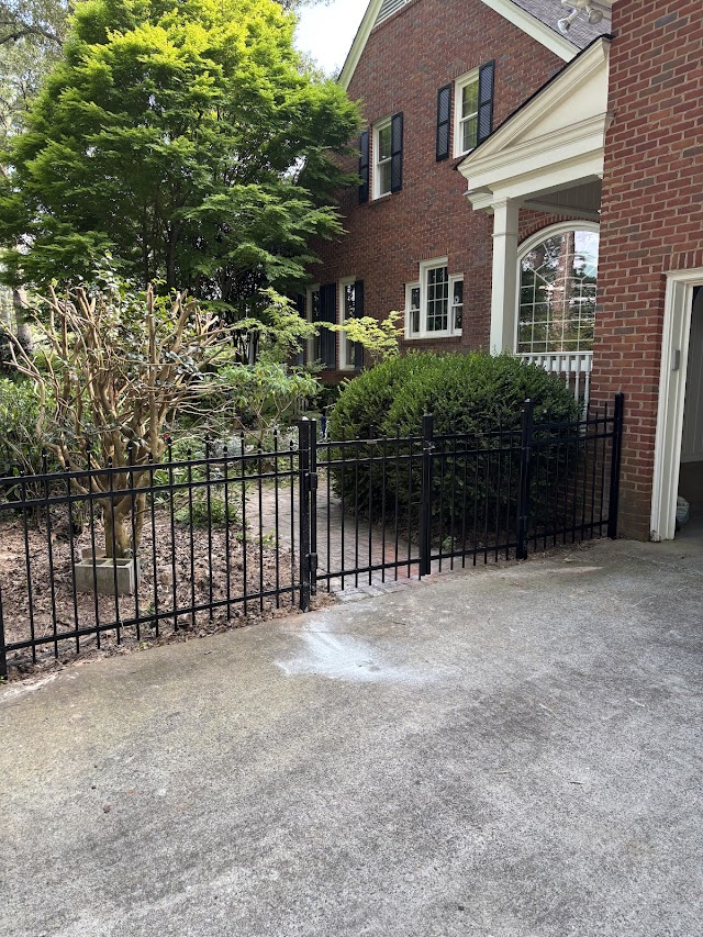 Lock Out Fence, LLC photo 2