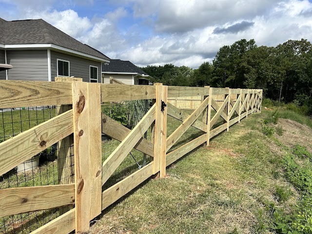 Lock Out Fence, LLC photo 3