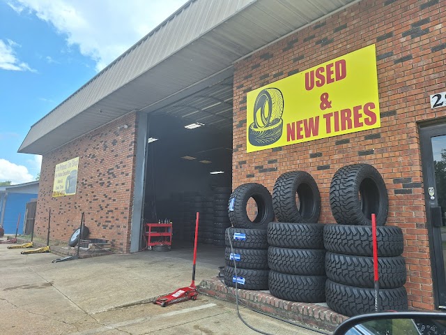 Los Primos Tire Shop