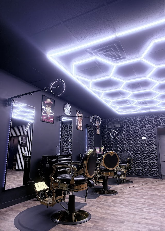 Los Reyes Barbershop photo 4