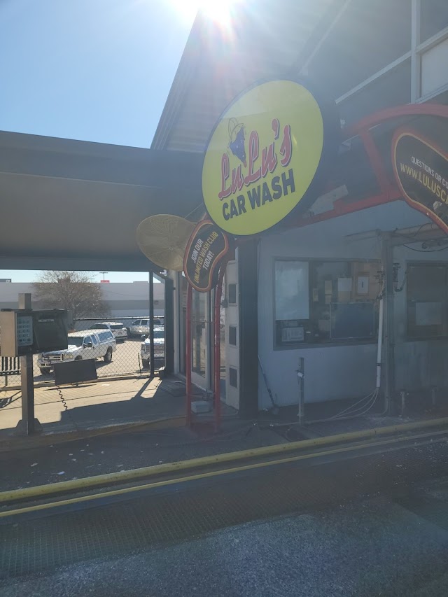 LuLu's Car Wash photo 4